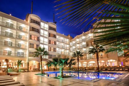 Royal Star Beach Resort- ХУРГАДА