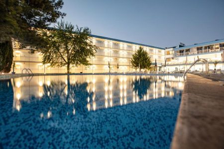 9.AZURRO 3*